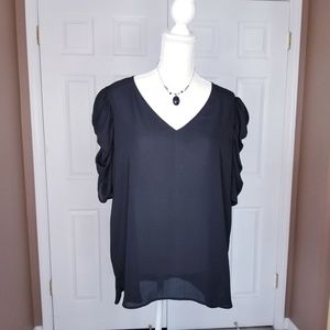 Black short sleeve ruffle sleeve